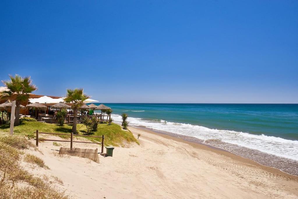 Oleholidays 726 Romana Playa Junto Al Mar Apartament *